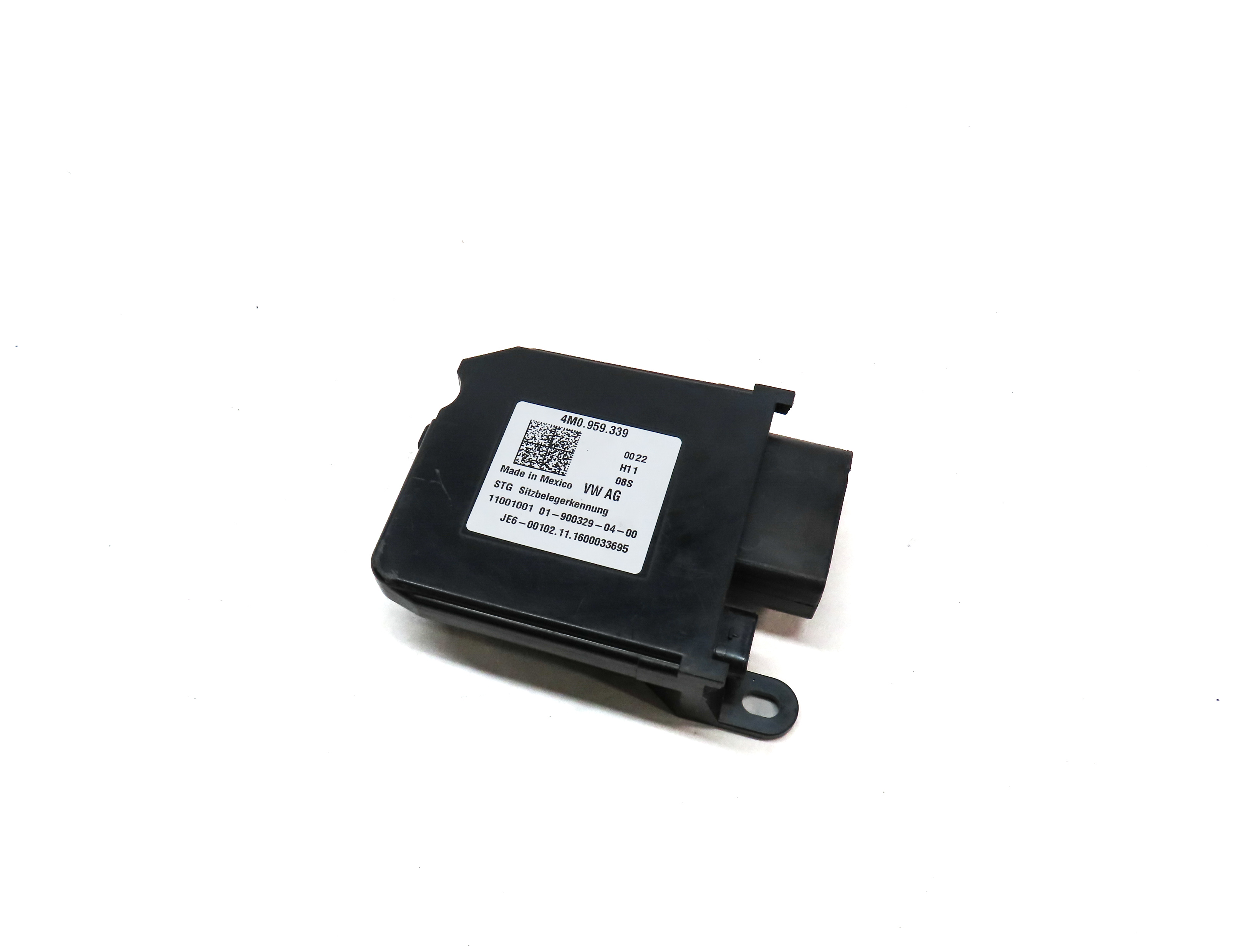 2018 AUDI Q5 (FY 80A) FRONT RIGHT PASSENGER SEAT OCCUPANCY DETECTION MODULE — exact item pictured